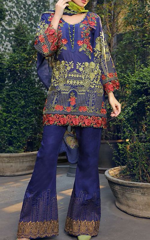Get Discount on Pakistani Lawn Collections with Free Shipping